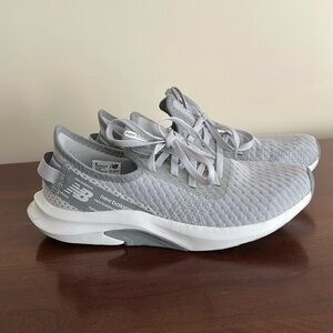 New Balance Energize Sport gray sneakers size 7.5